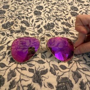 Ray-Ban Aviator Sunglasses with Hot pink Lenses
